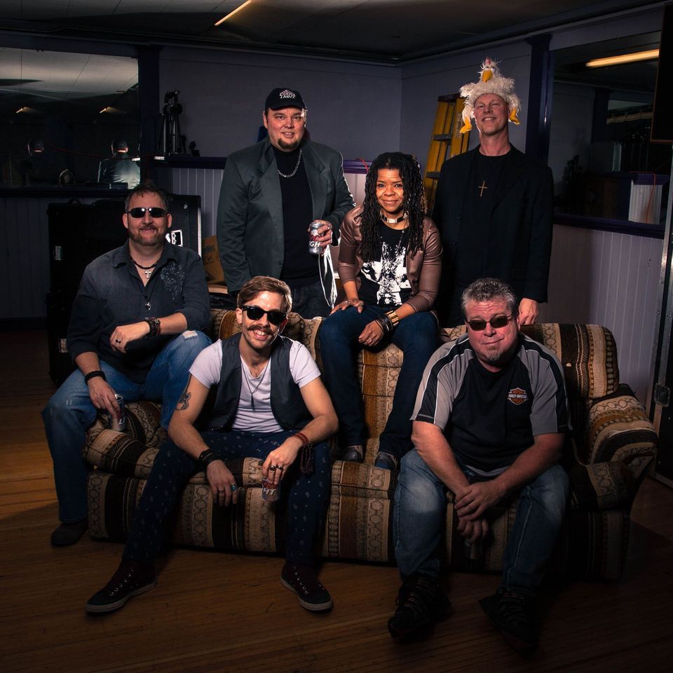 5 Night Captain Geech & The Shrimp Shack Shooters, The Devon