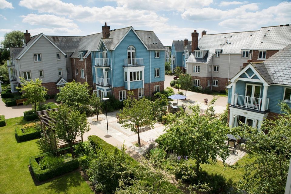 SOS FASHION SHOW HIGH STREET BRANDS, Richmond Village Northampton, 27