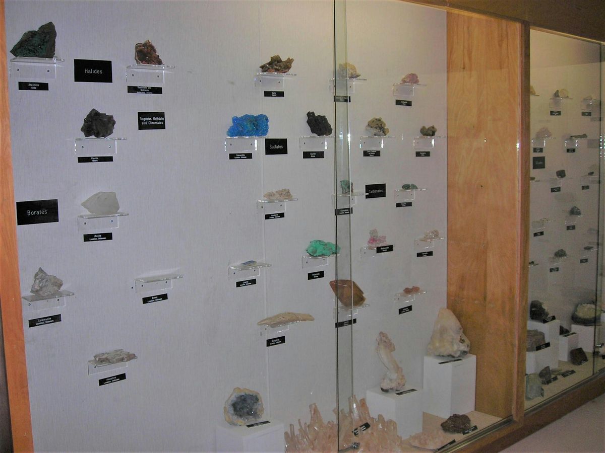 Rocks Rock! Voas Geology Museum Open House, 22 December | Event in Minburn | AllEvents