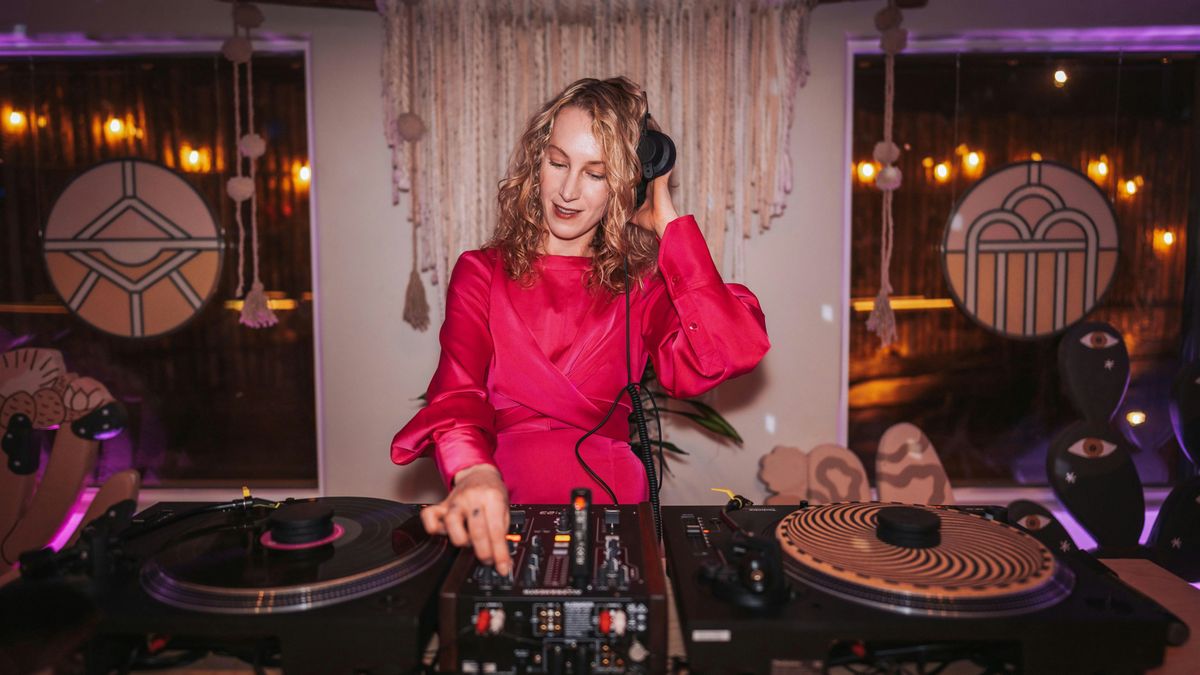 Vinyl Night (B.Y.O.V.) w/ DJ Christina Swilley | Event in Santa Fe | AllEvents
