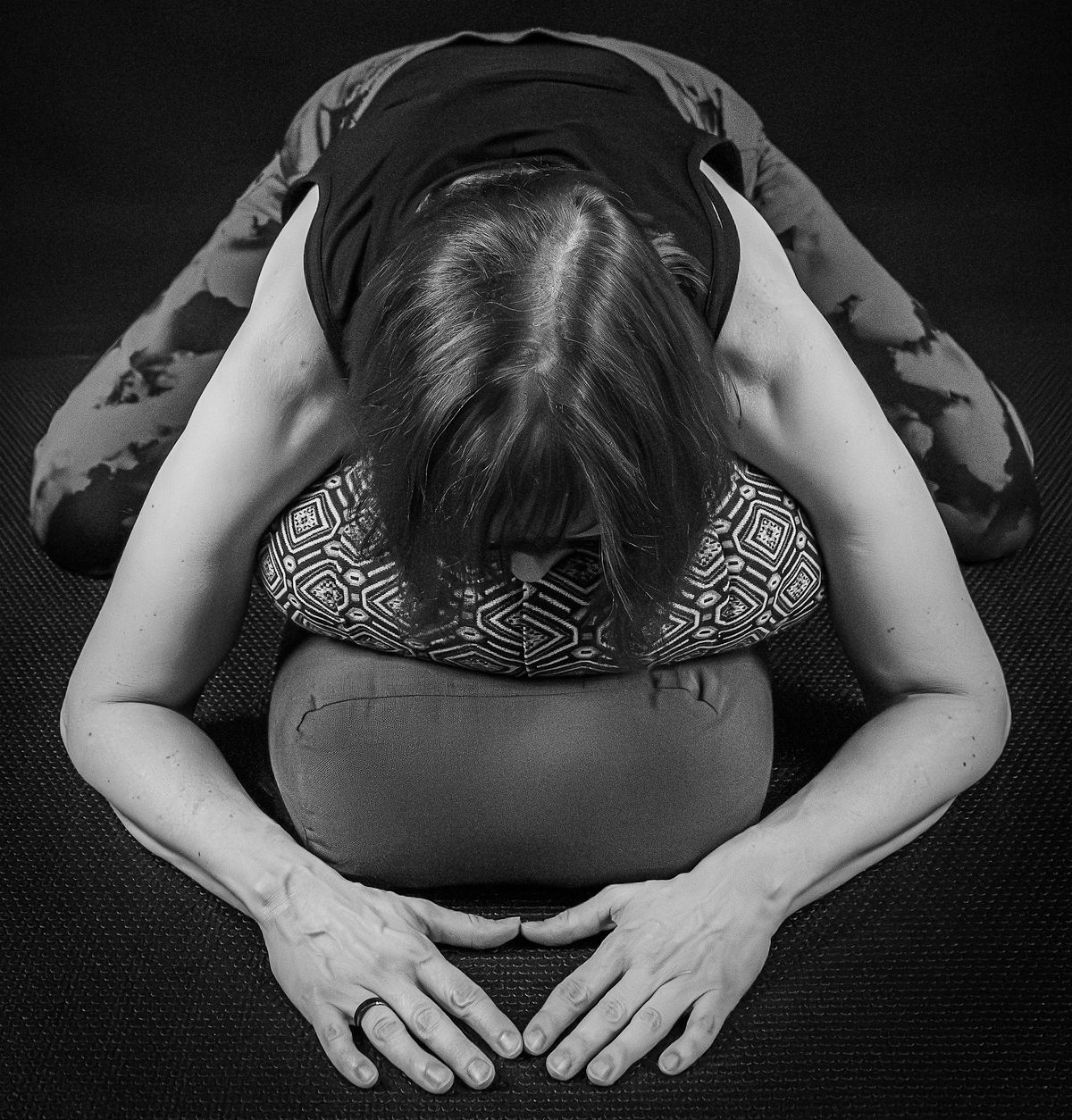 Lyndell Institute's Friday Night Yoga Series: Yin Yoga & Sound, 27 February | Event in Weldon Spring | AllEvents