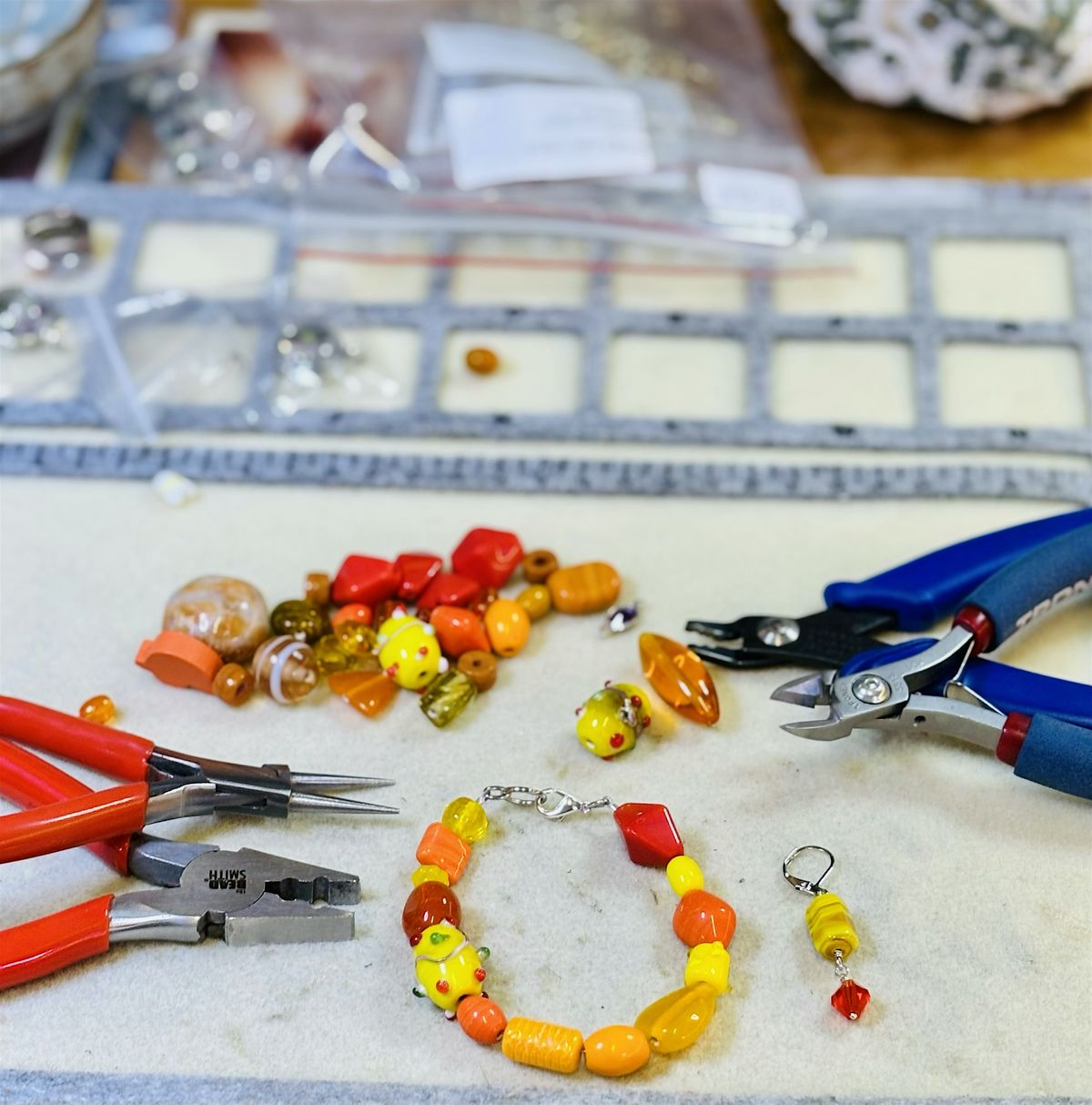 ADULT CREATIVE HAPPY HOUR - Beading Basics + Make a Bracelet and Earrings, 27 August | Event in Lincoln | AllEvents