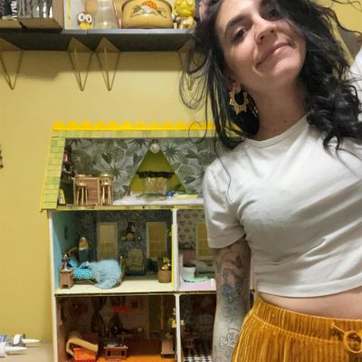 Andi Vinciquerra of Trial Size Dove Bar logo