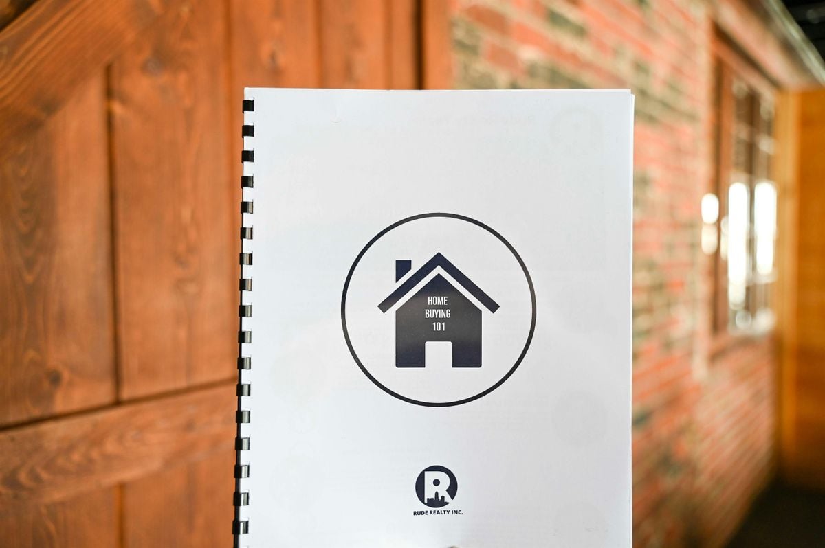 June How to Buy a House in Des Moines | Free Class, 10 June | Event in West Des Moines | AllEvents