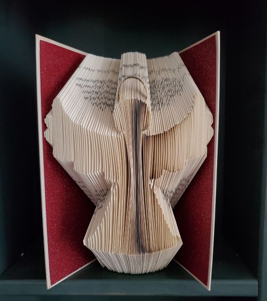 Book Folding Angel, Squirrel's Nest Art Studio, Woodstown, November 16