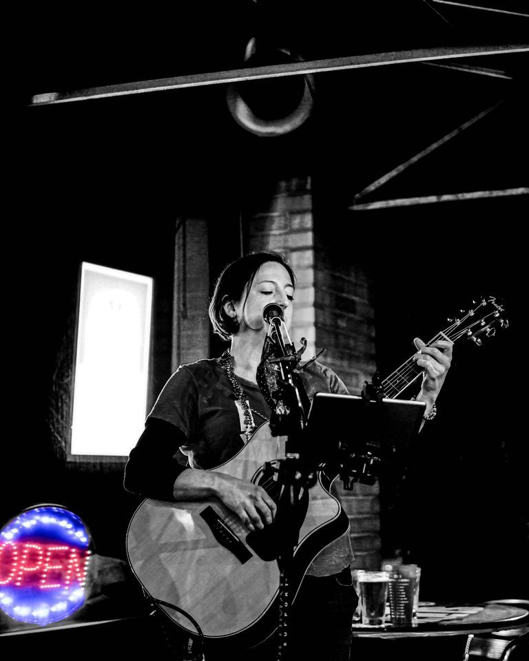 Aces Pickleball + Kitchen Presents Deirdre Acoustic Music, Aces