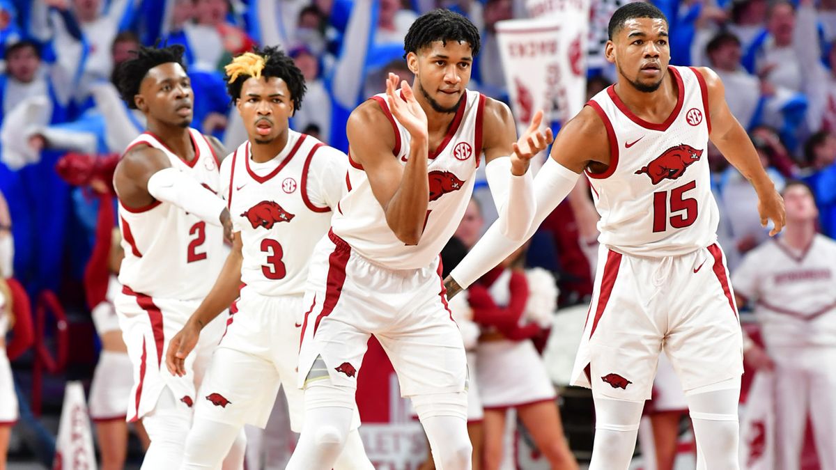 Arkansas Razorbacks vs. Kentucky Wildcats, Bud Walton Arena ...