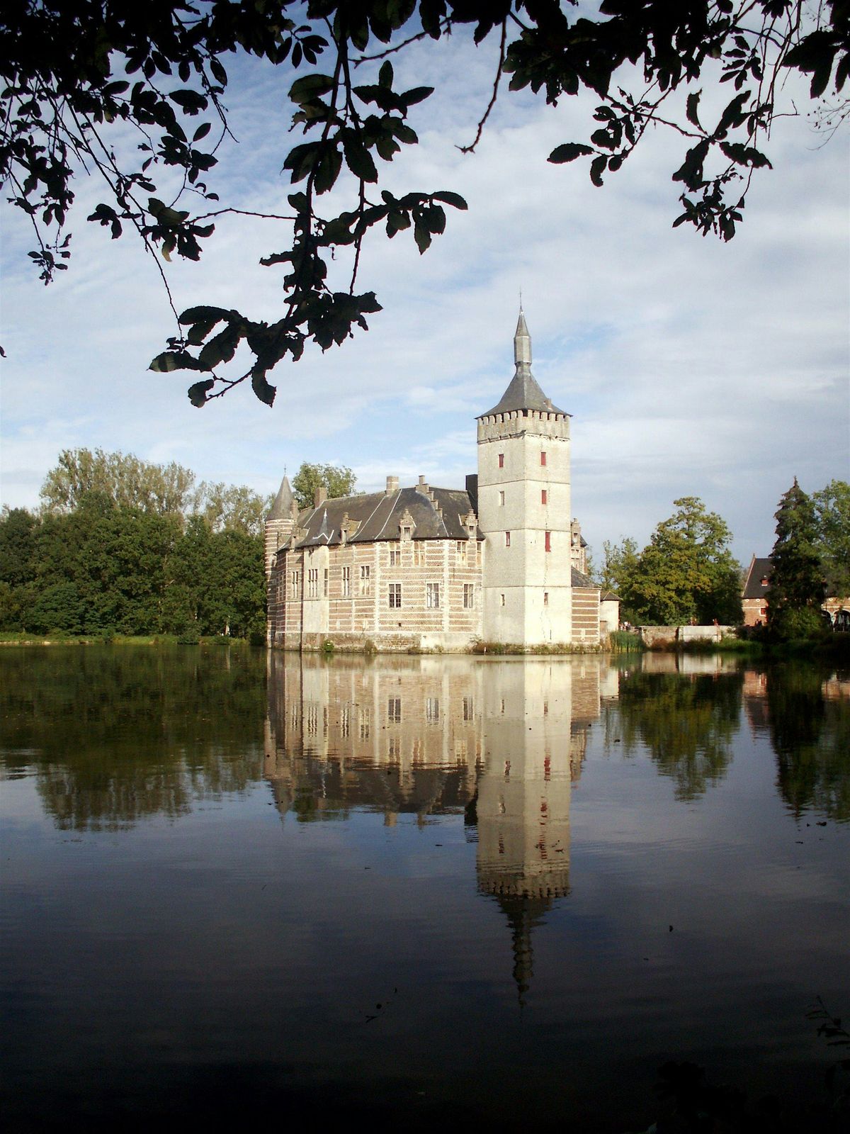 Horst castle to Vertrijk along GR512 (23km), 29 June | Event in Brussels | AllEvents