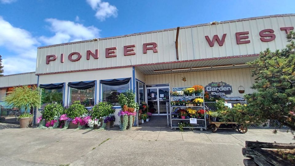 Adoption Event with Tiny Tails and Scales Rescue, Pioneer West Garden