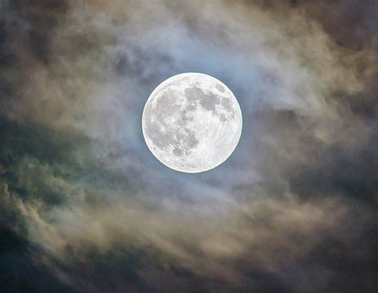 Full Moon Celebration and Tarot Discussion, 9 August | Event in New Haven | AllEvents