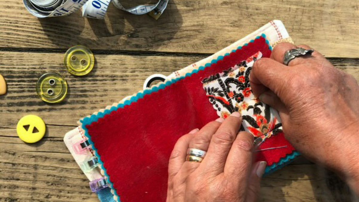 (FREE) Fabric Flower Making, 29 July | Event in Weymouth | AllEvents
