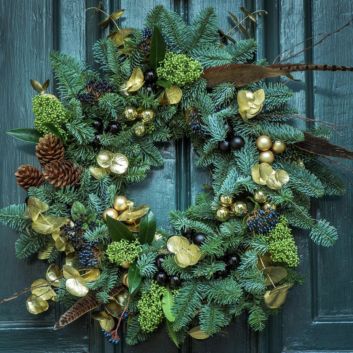 Christmas Wreath Making Workshop with a hot beverage and cake or dinner, 19 November | Event in Copford | AllEvents