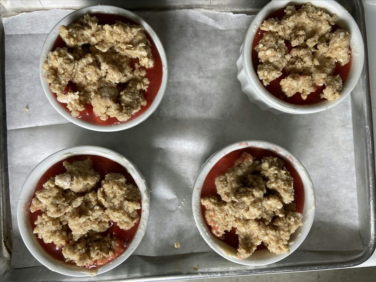 Annie's Signature Sweets STRAWBERRY FRUIT CRISP BAKING CLASS, 31 July | Event in Berea | AllEvents