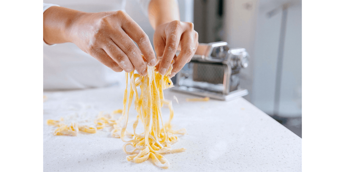 Craft Authentic Pasta Alfredo - Pasta Making Cooking Class in Minneapolis | Classpop!™, 11 January | AllEvents