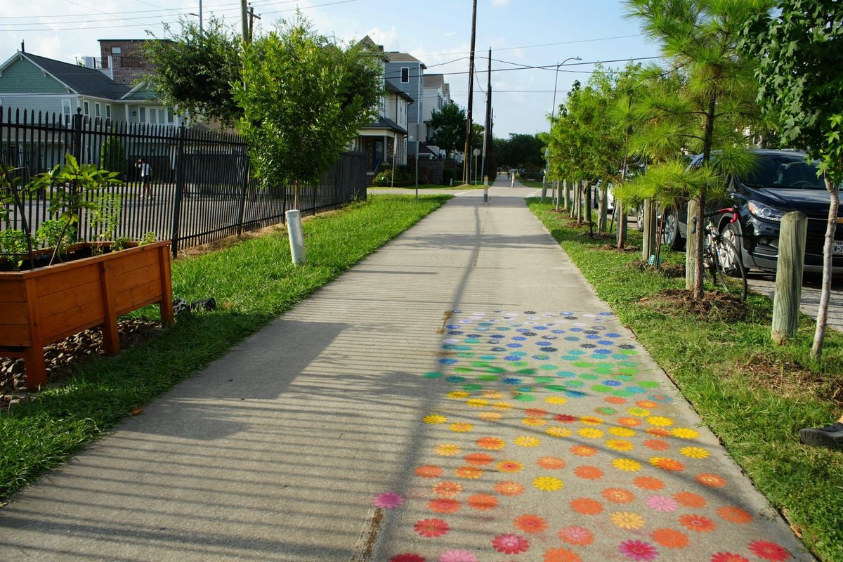 Heights Trees, Trails, Sip and See, 26 October | Event in Houston | AllEvents