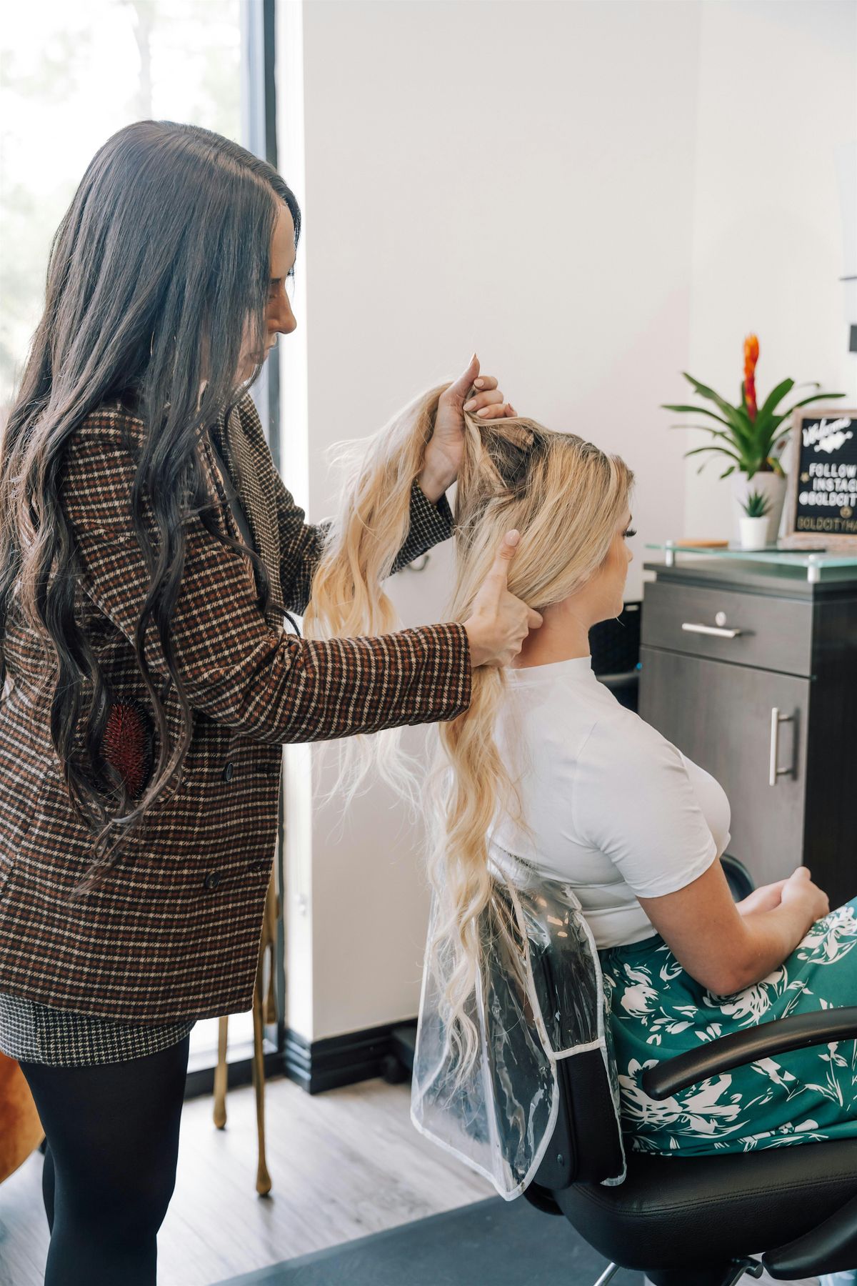 Foundations in Hair Extensions: The Art of Installing Hair Extensions, 29 June | Event in Jacksonville | AllEvents