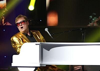 Still Standing - a tribute to Elton John, 12 December | Event in Naples | AllEvents