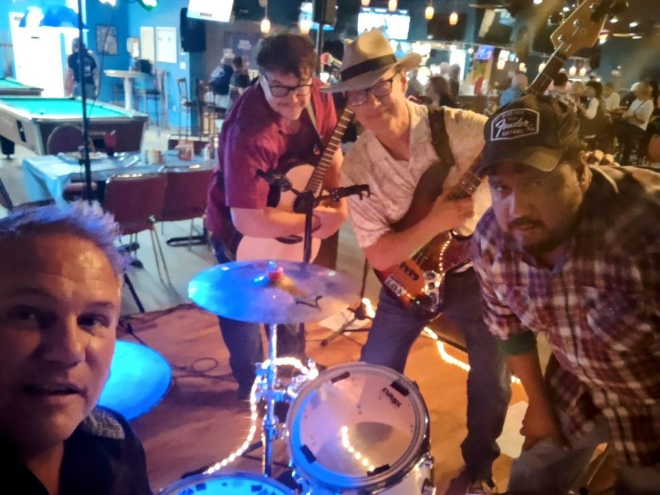 The Doorsmen at The Trailer bar, Surf City w/ guest Jeremiah, The Trailer Bar!, Camp Lejeune, 23