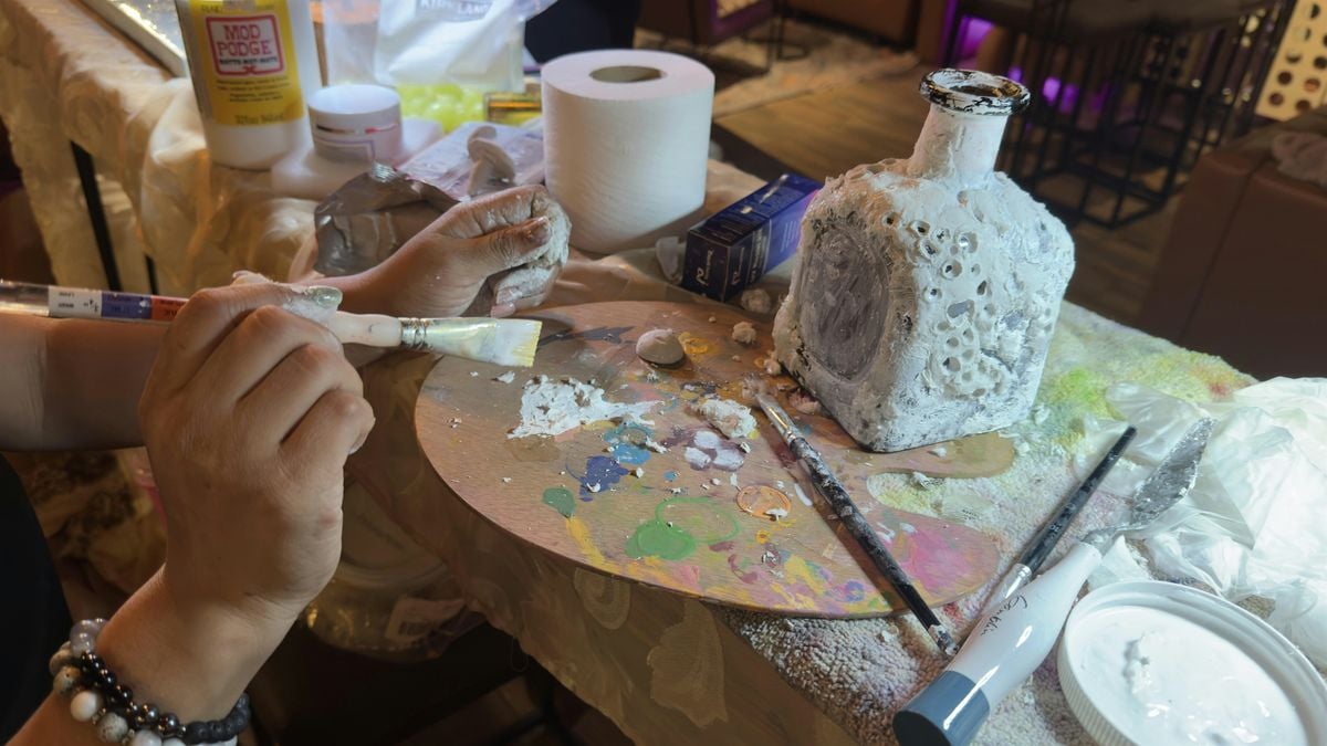 Paint & Sip Mondays at Kava Culture Bar | Event in Orlando | AllEvents