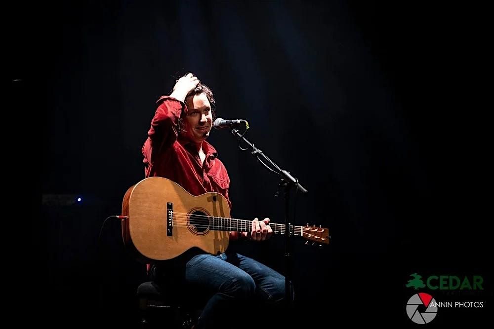 Folk at the Farmhouse - Davy Knowles, 9 December | Event in Burdett | AllEvents