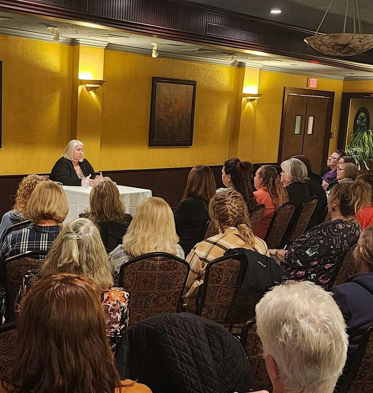 Psychic Medium Rhonda Lilly at GS Steamers Bar and Grill, 28 August | Event in Oswego | AllEvents