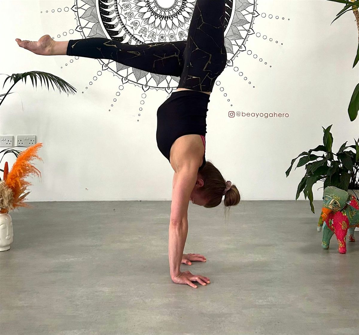 Elevate your Practice with Handstands: Tuck Handstands, 25 October | Event in Leeds | AllEvents