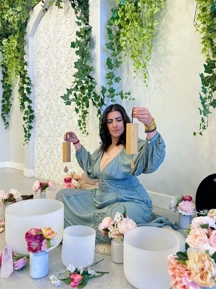 Full Moon Sound Bath & Reiki Infused with Flower Essence Journey w/ Isabel, 6 October | Event in Edmonton