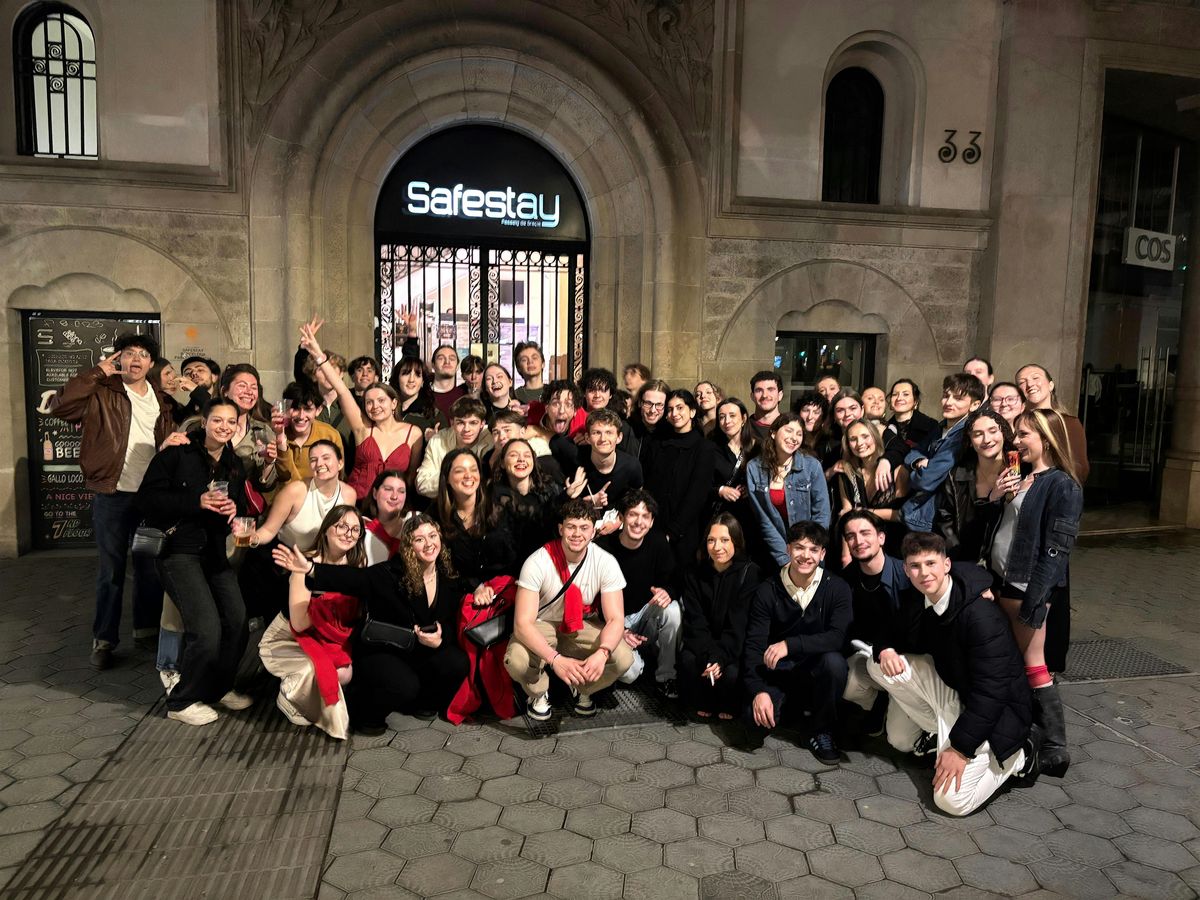 Barcelona Party Tour / Pub Crawl Beer Pong & Drinking Game + VIP Club Entry | Event in Barcelona | AllEvents