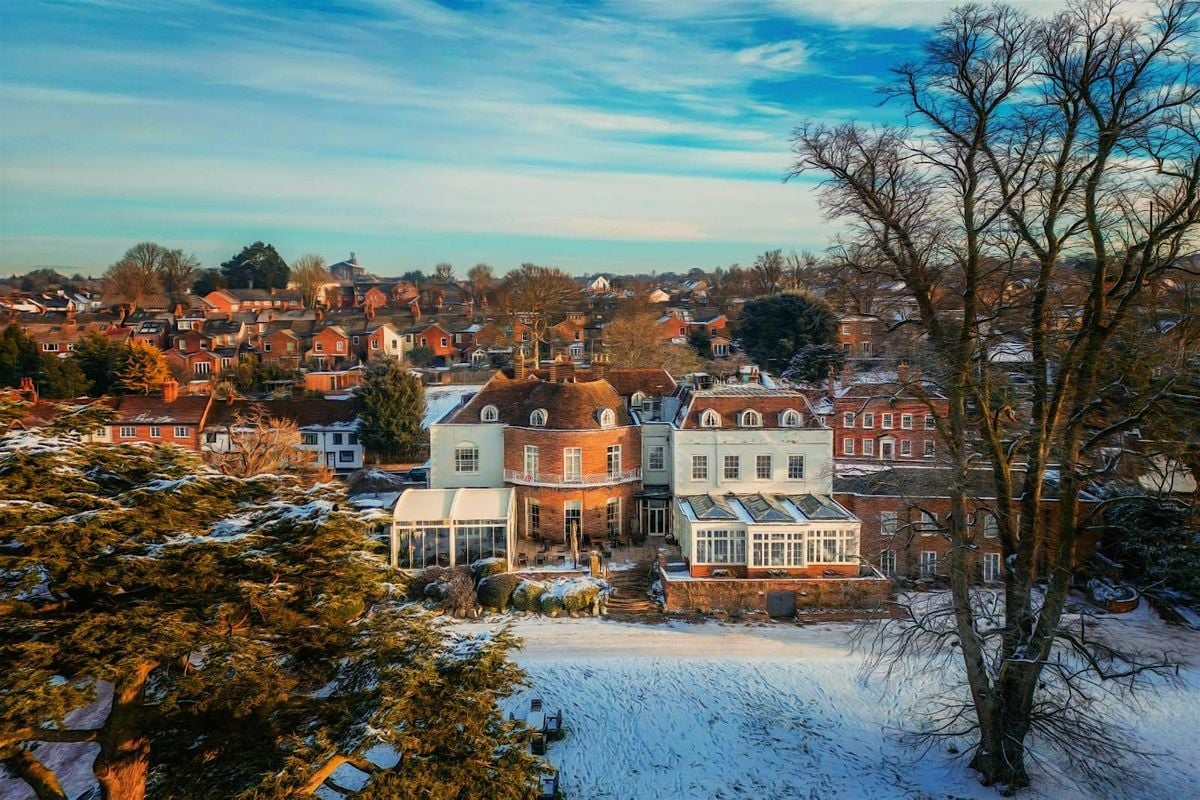 Basil's Christmas Carol Comedy Dinner Show, 10 December | Event in St Albans | AllEvents