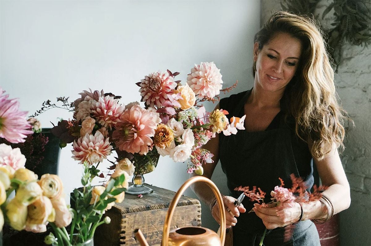 "Dazzling Dahlias" Floral Arranging Class, 10 September | Event in Watertown | AllEvents