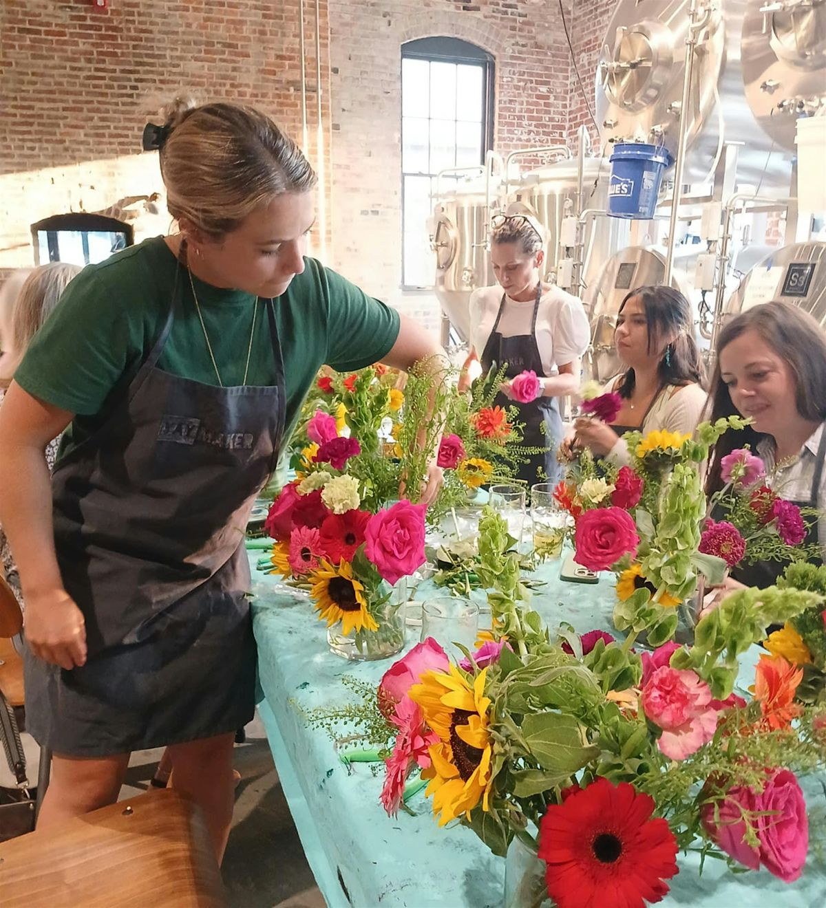 Fall Bouquet Centerpiece: Floral Design Class, 12 October | Event in New Albany | AllEvents