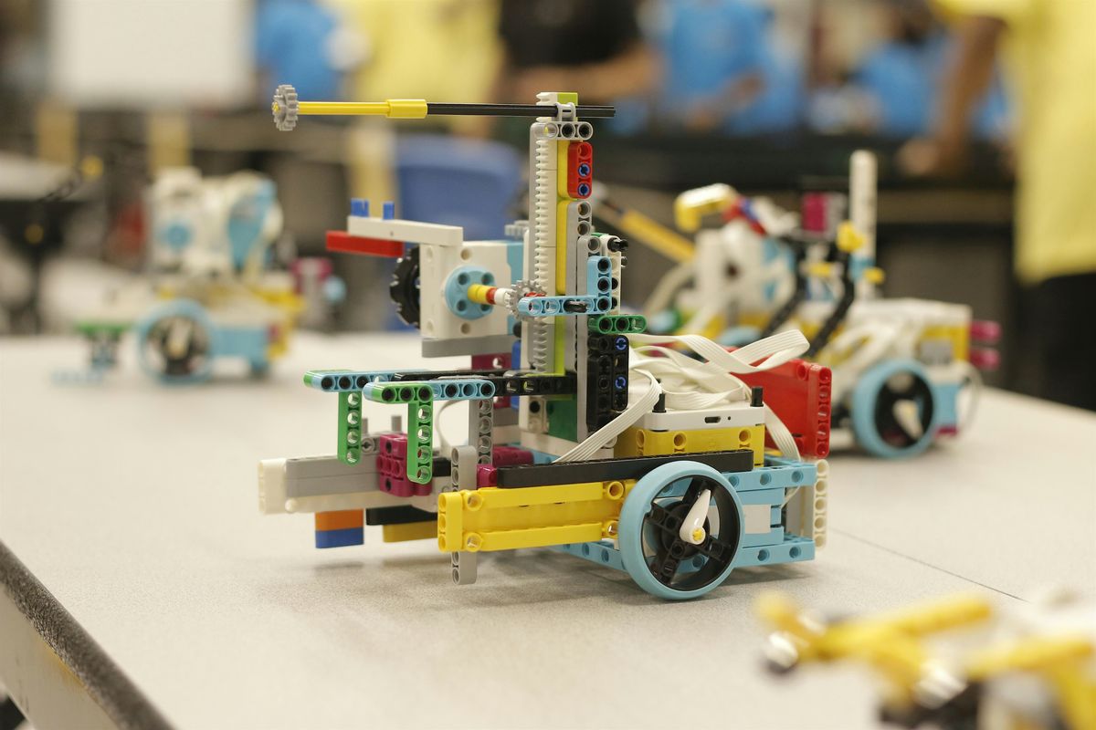 Free Robotics & Coding Workshop for Grades 4 & UP | Try Before Summer Camp! | Event in Oakville | AllEvents