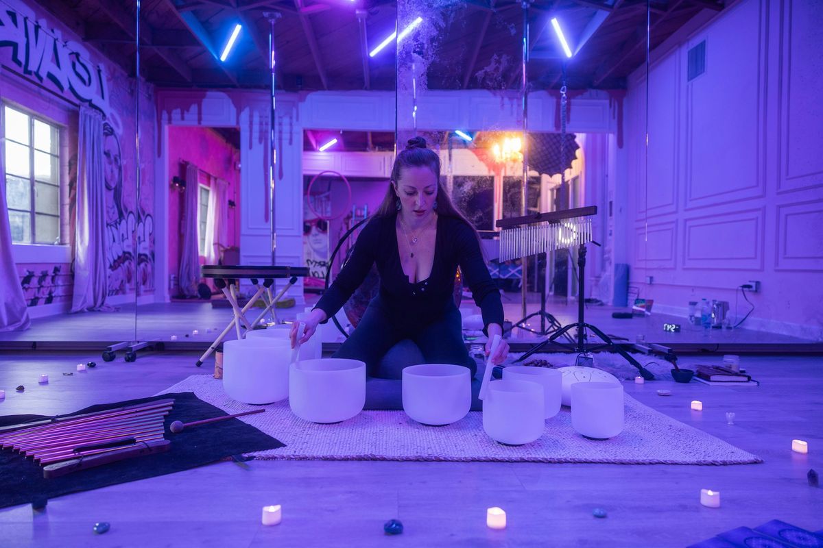 FALL INTO STILLNESS SOUND BATH with Kaylin Boosalis, 14 September | Event in Los Angeles | AllEvents