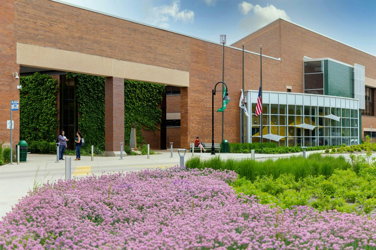 Educational Foundation Scholarship Recipient Orientation Des Plaines campus, 4 September | Event in Des Plaines