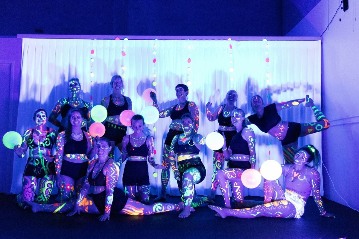 Adult's Aerial GLOW Workshop, 30 August | Event in Moffat Beach | AllEvents