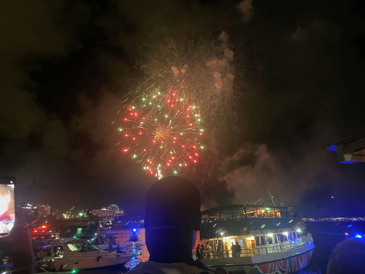 Miami South Beach New Years Eve Firework on a 2 Level Boat 2026, 31 December | Event in Miami | AllEvents