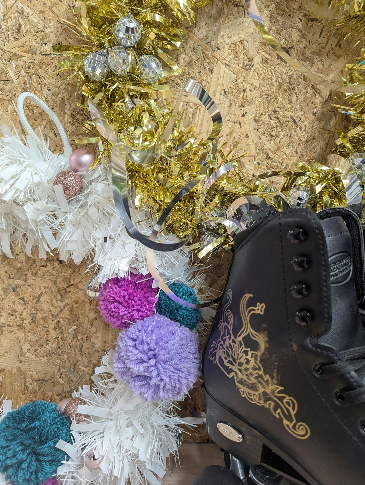 Funky Festive Wreath Making Workshop 14+, 29 November | Event in Leeds | AllEvents