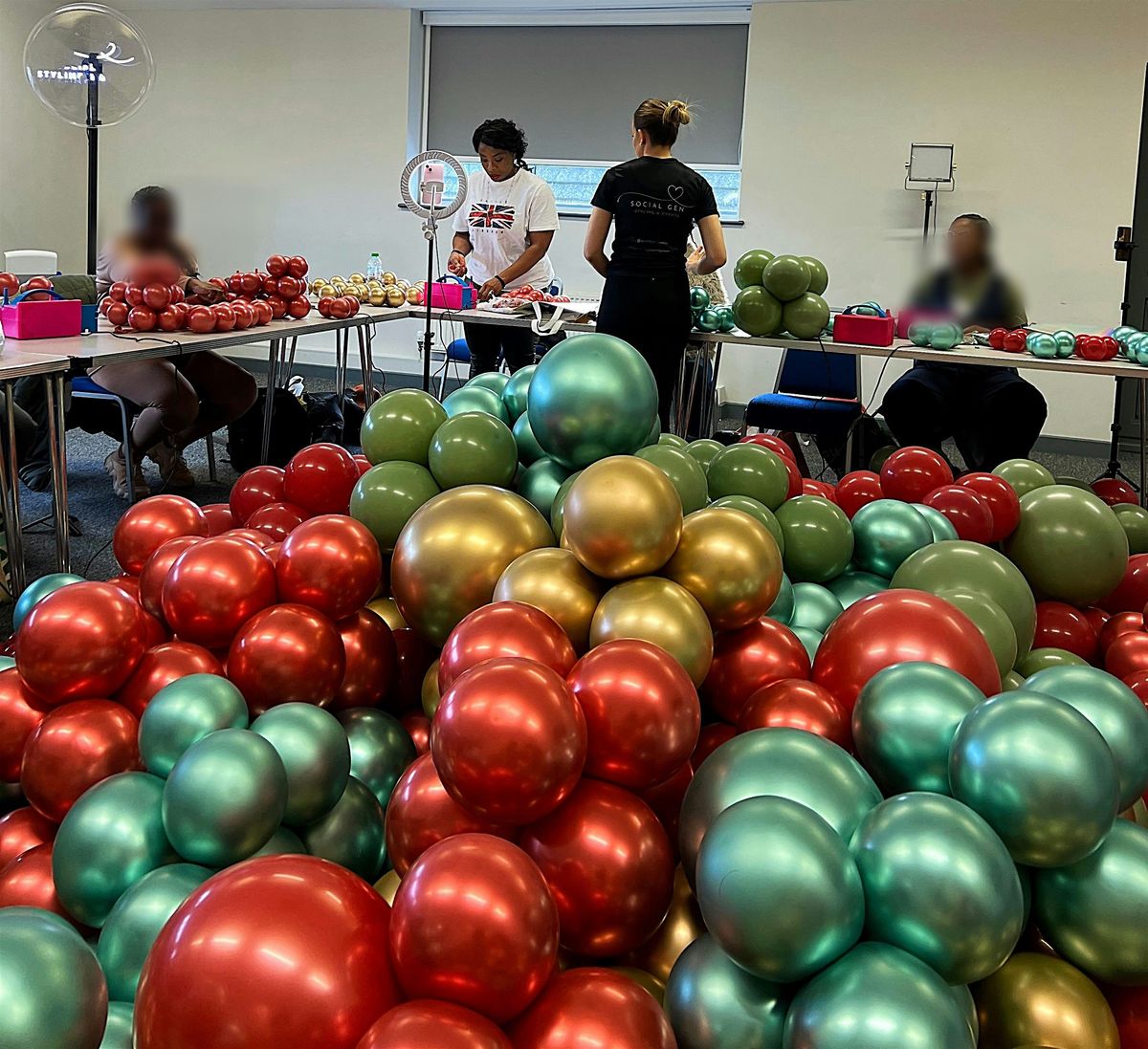 Beginners Balloon Garland Workshop, 31 October | Event in Luton | AllEvents