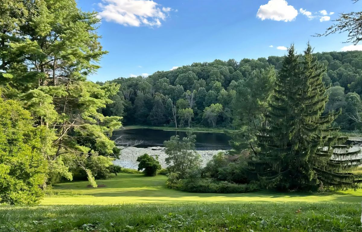 Forest Bathing in Bloom:  A Mindful Walk at Welkinweir, 10 July | Event in Pottstown | AllEvents