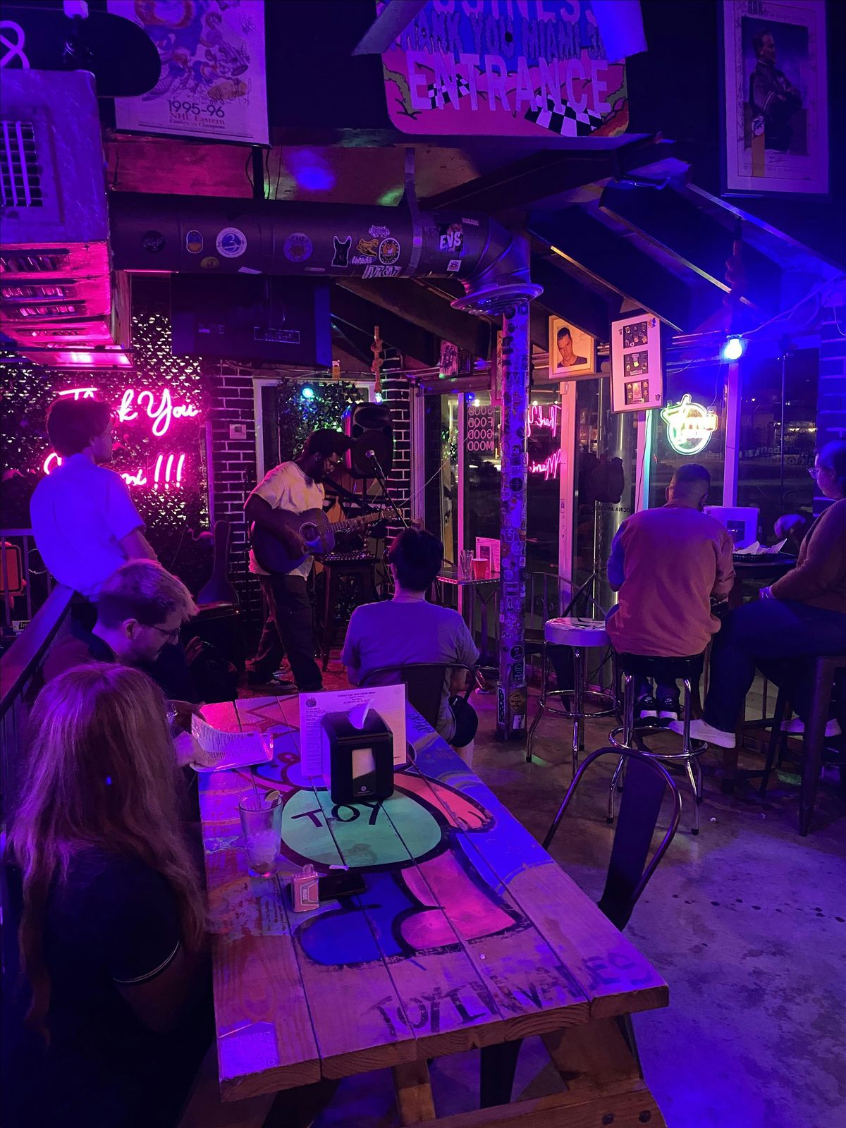 Local Creatives Showcase *LIVE MUSIC*LIVE ART*BODY PAINTING, 24 May | Event in Miami | AllEvents