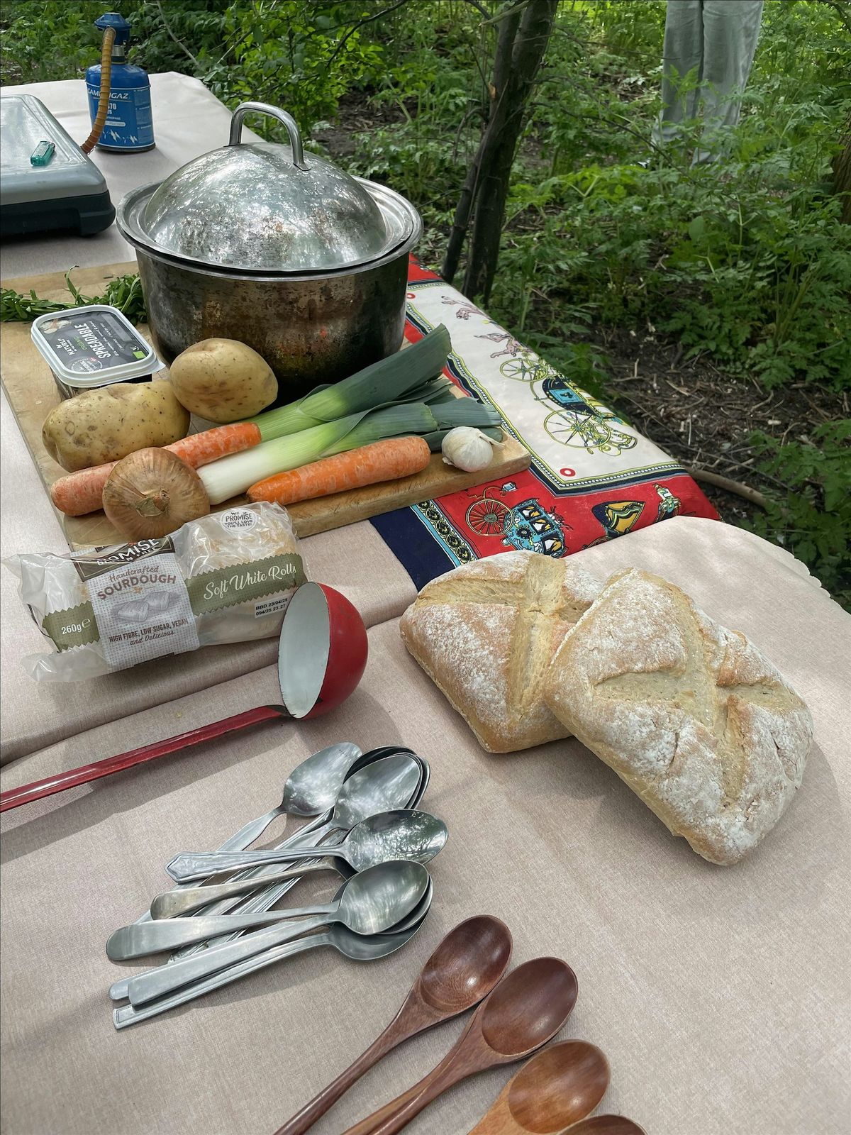 Wild Food & Fungi Foraging for Warming Winter Hotpot, 6 December | Event in Hackney | AllEvents