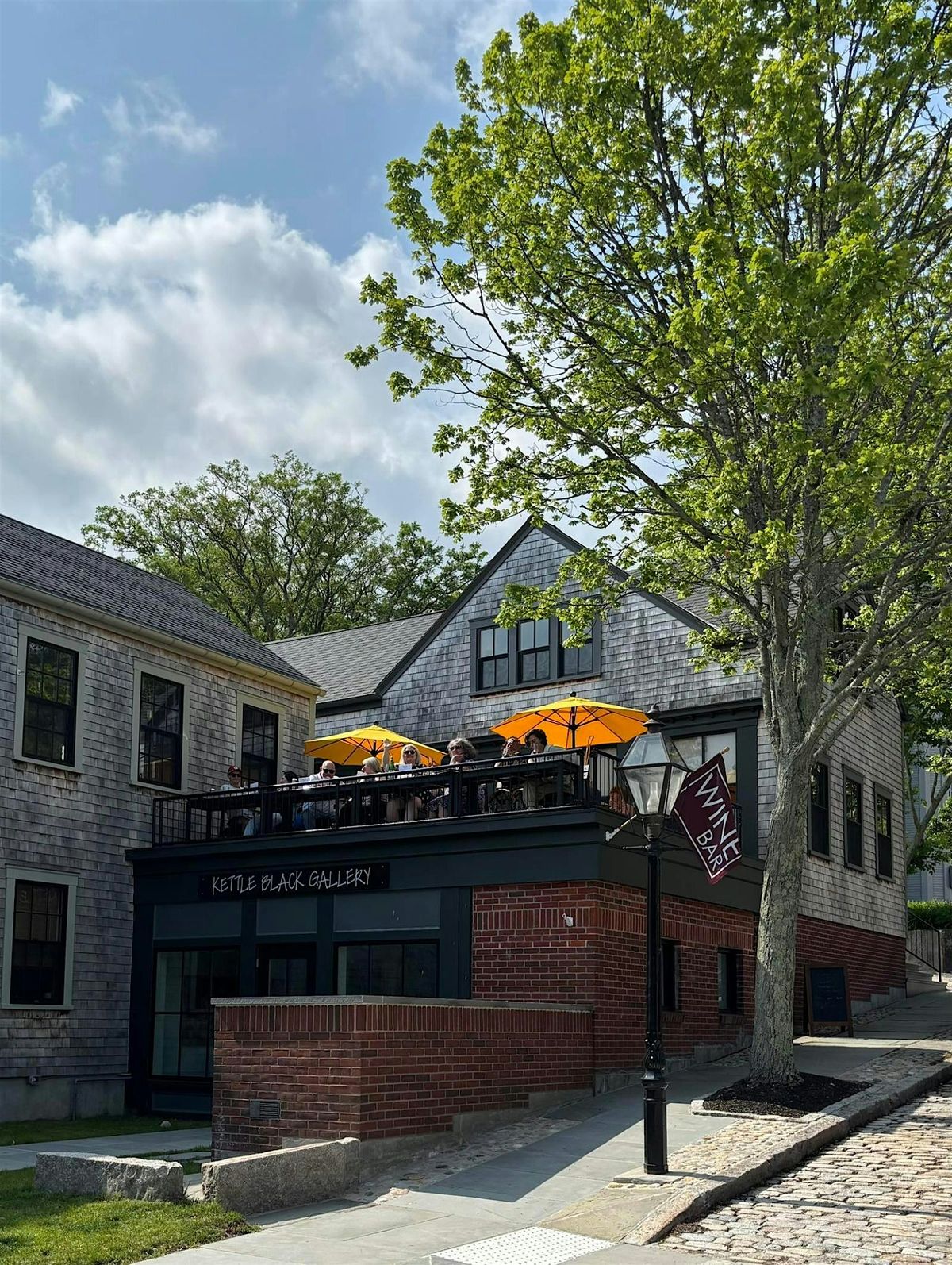 Aquidneck Island Oyster Company at Coastal Bubbles + Wine Bar, 26 October | Event in New Bedford | AllEvents