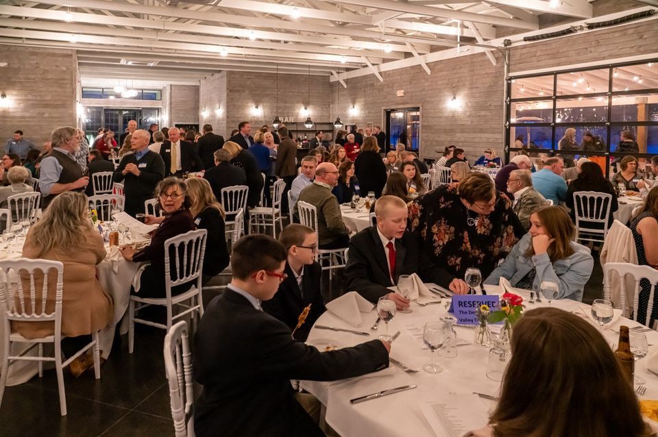 East Jordan Area Chamber of Commerce Annual Meeting/Dinner/Auction/Awards, The Boathouse On Lake
