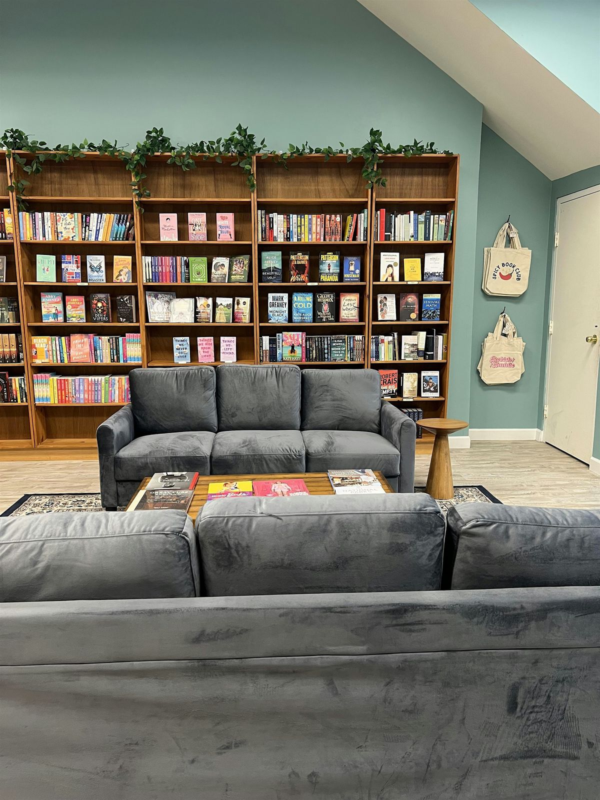 Silent Bookclub @ Lilliput Books, 21 October | Event in Chicago | AllEvents