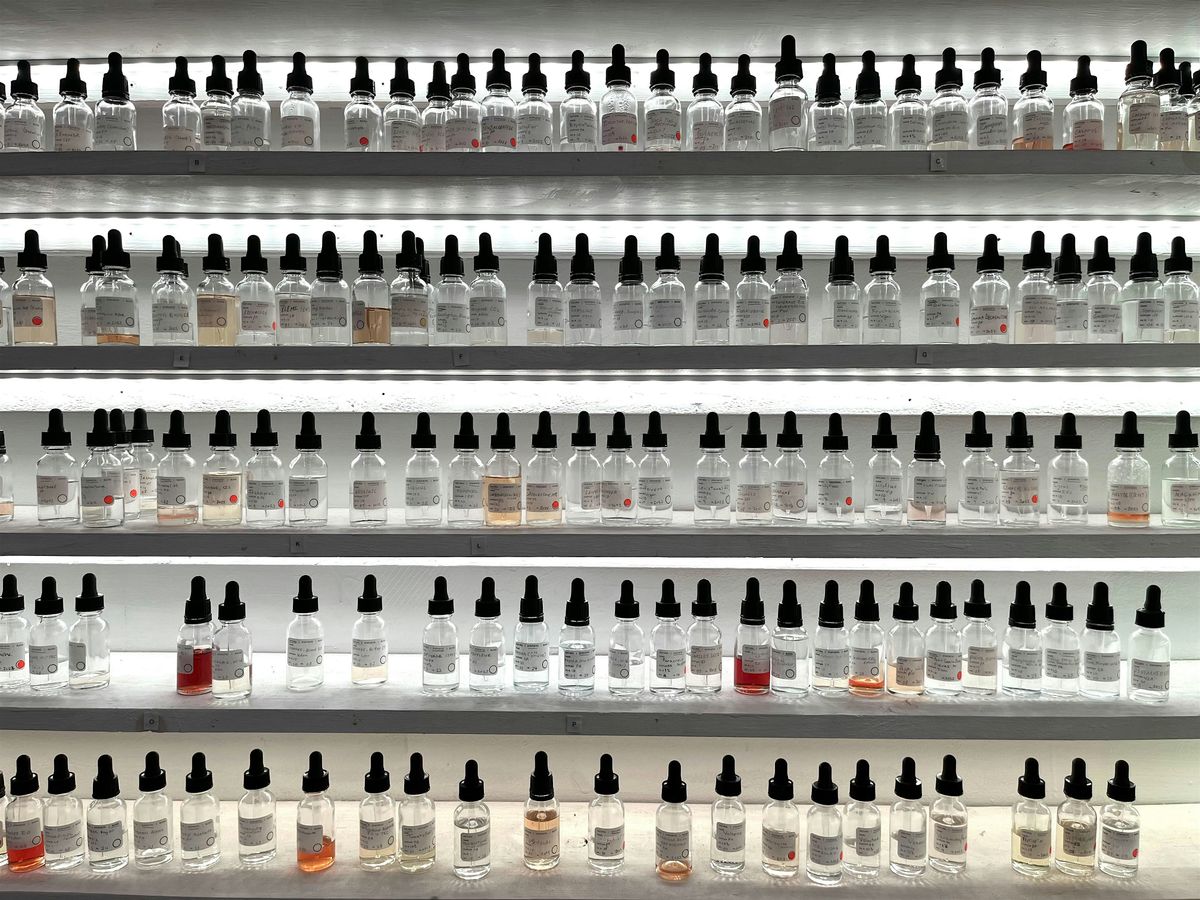 Introduction to Perfume Blending, with Julianne Lee (in person), 2 December | Event in Los Angeles | AllEvents
