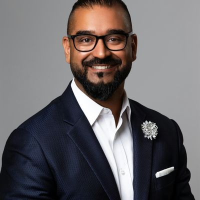 Rameez Husseini logo