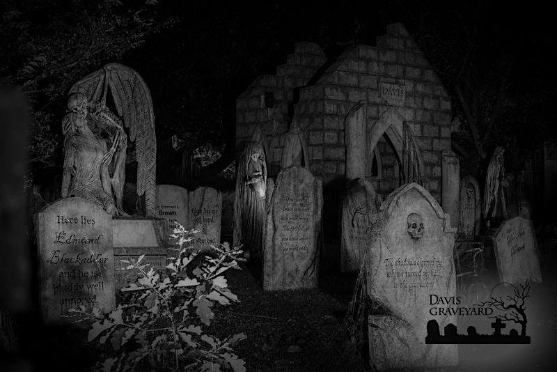 Beyond the Gate Party – Where the Living Mingle with the Dead, 24 October | Event in Milwaukie | AllEvents
