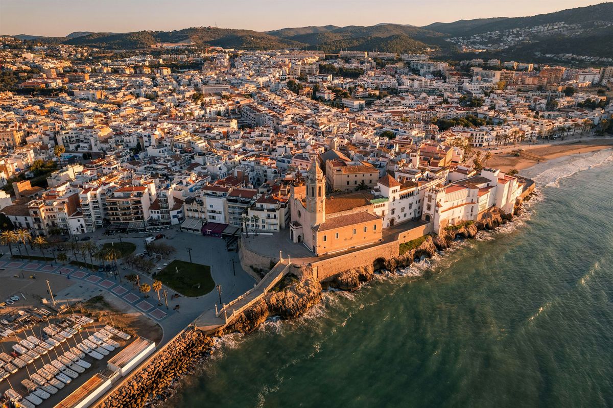 Astonishing  Scavenger Hunt - Platja de Sant Sebastià Seaside Scaventure | Event in Sitges | AllEvents