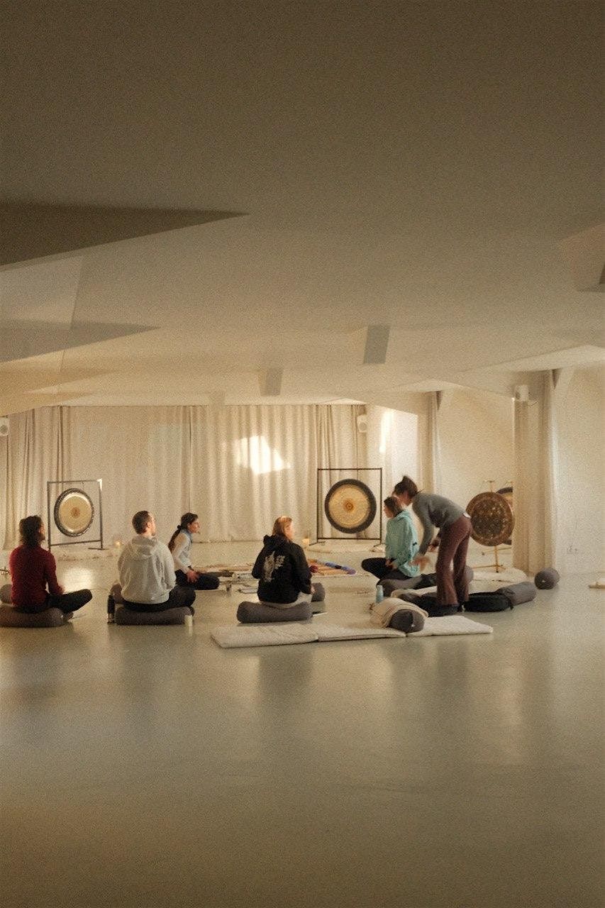 22-Hour Gong Training & Certification in Munich – Brave Space with Yasemin, 9 March | Event in München