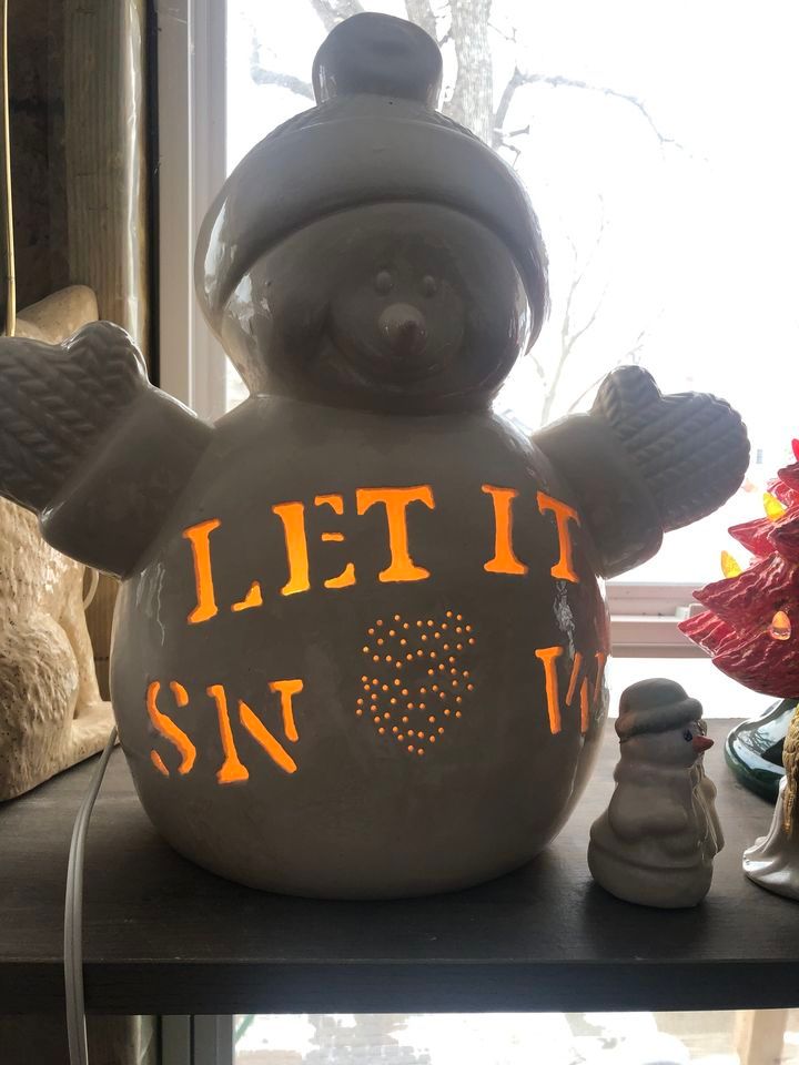 Everly Adult Ceramic Painting, The Everly Public Library, January 22